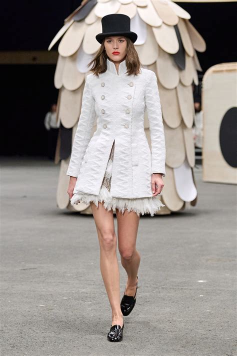 Chanel Spring 2023 Couture Fashion Show 